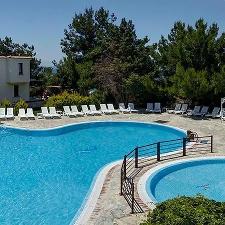 Akay Garden Family Club * Cesme
