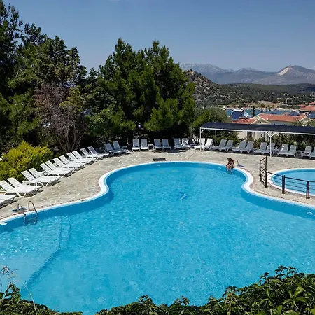 Akay Garden Family Club * Çeşme