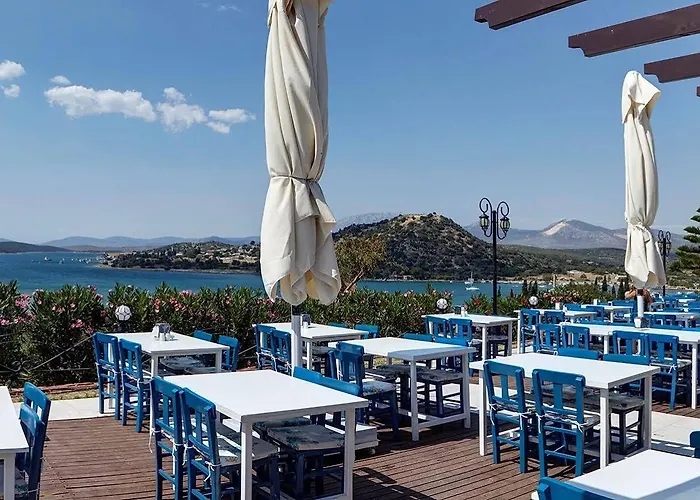 Akay Garden Family Club 酒店 *