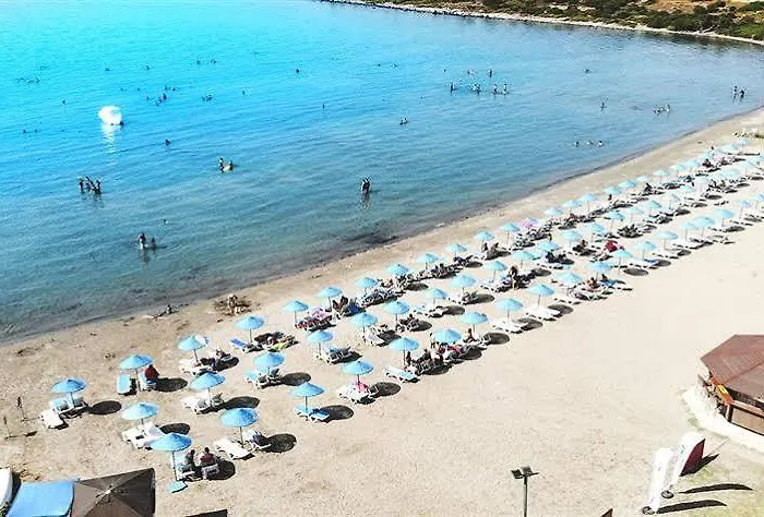 Akay Garden Family Club