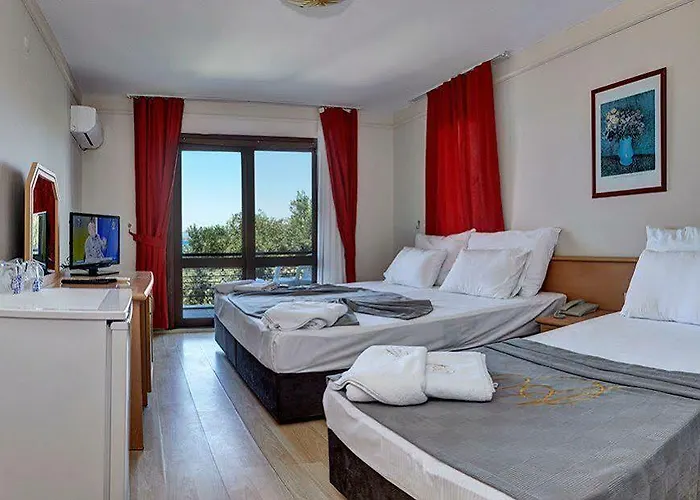 Akay Garden Family Club